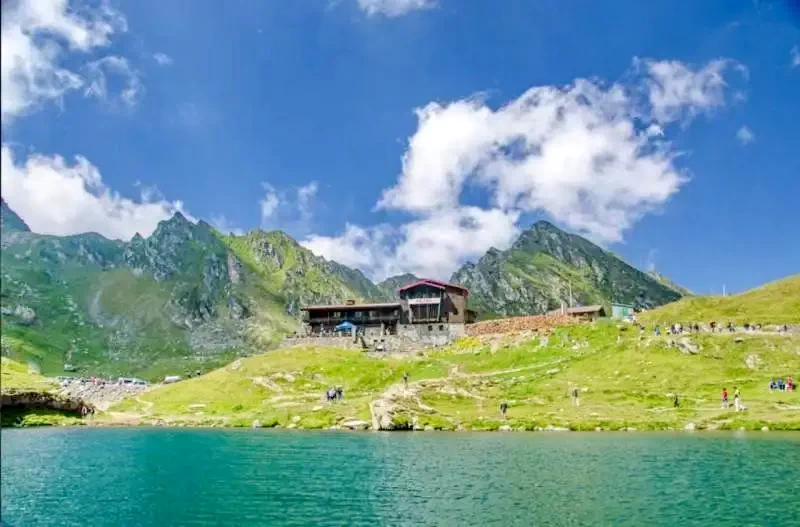 Balea Lac Cazare | Motel (K0069-43) Imaginea poate fi supusă drepturilor de autor. Se recomandă contactarea titularului drepturilor.