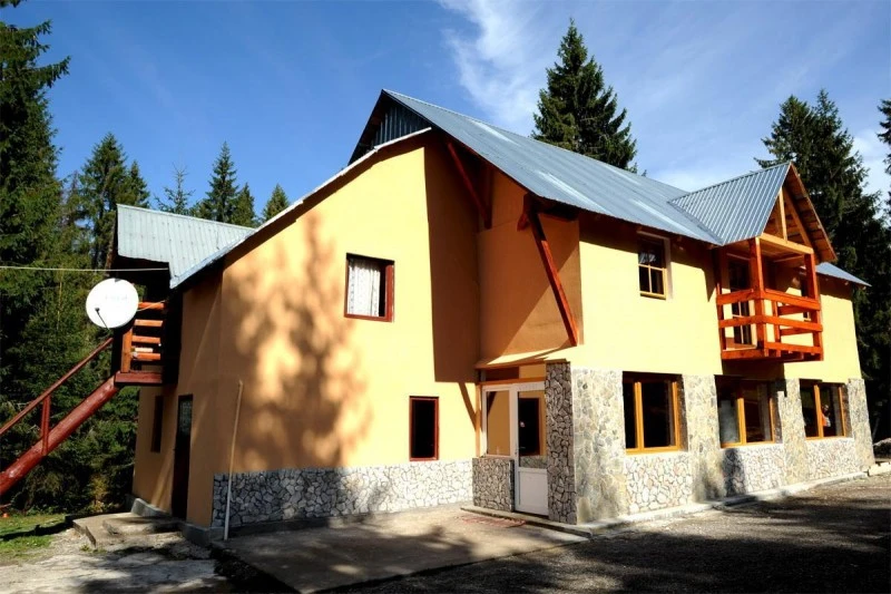Padis Cazare | Pensiune (K0360-7) Imaginea poate fi supusă drepturilor de autor. Se recomandă contactarea titularului drepturilor.