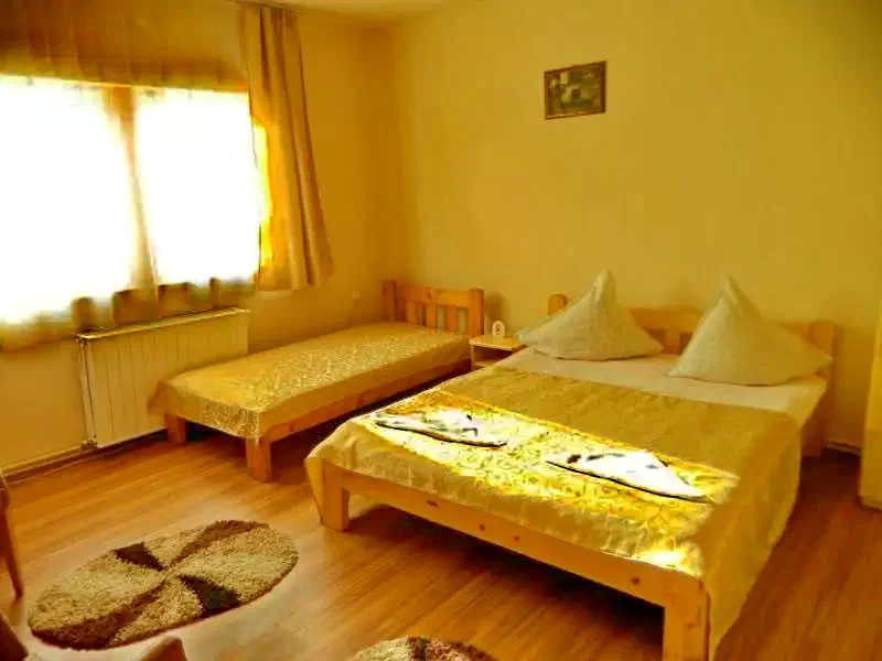 Szállás Ocna Șugatag - Pensiunea Crystal 2*** | Aknasugatag - Crystal 2 Panzió***. A kép szerzői jogvédelem alatt állhat. Javasolt a kapcsolatfelvétel a jog tulajdonossal.