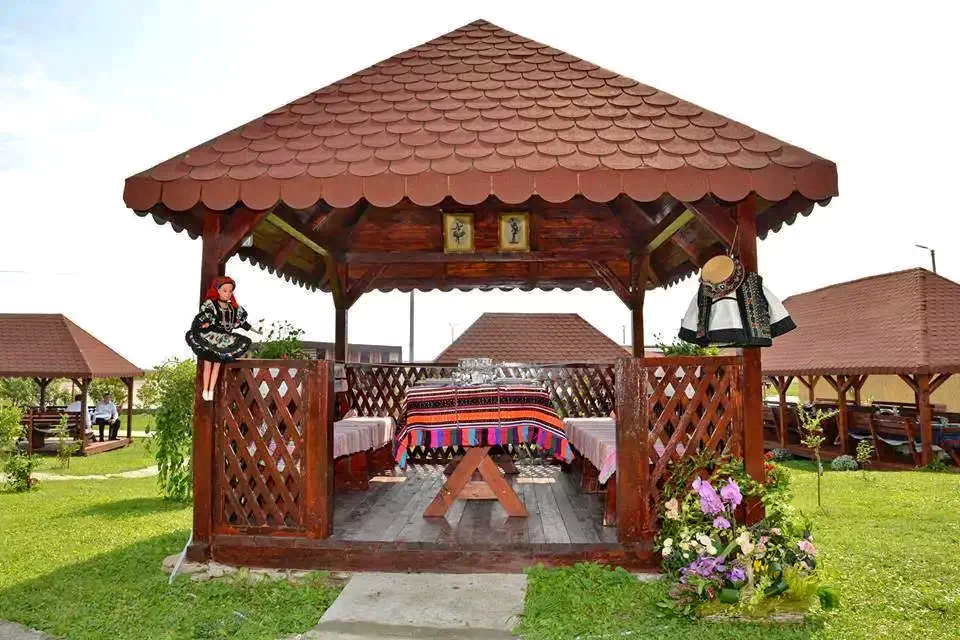 Satu Mare Cazare | Pensiune turistică (K1171-23) Imaginea poate fi supusă drepturilor de autor. Se recomandă contactarea titularului drepturilor.