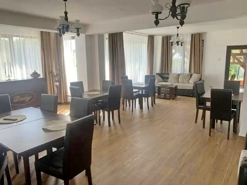 Sasca Montană Cazare | Pensiune (K1271-7) Imaginea poate fi supusă drepturilor de autor. Se recomandă contactarea titularului drepturilor.