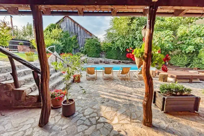 Cazare Pianu de Sus - Casa Dives*** | Felsőpián - Casa Dives Panzió***. Imaginea poate fi supusă drepturilor de autor. Se recomandă contactarea titularului drepturilor.
