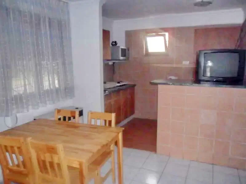  Cazare | Apartament (K0846-15) Imaginea poate fi supusă drepturilor de autor. Se recomandă contactarea titularului drepturilor.