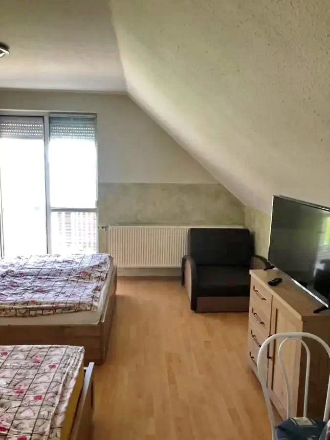 Hajdúszoboszló Szállás | Üdülőfalu (K0311-24) A kép szerzői jogvédelem alatt állhat. Javasolt a kapcsolatfelvétel a jog tulajdonossal.