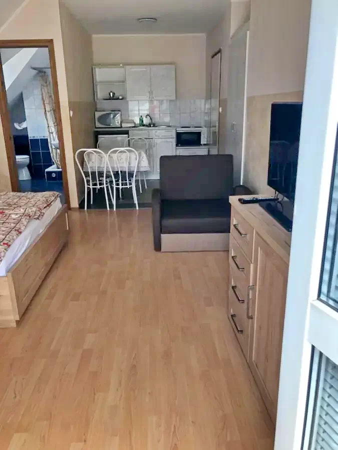 Hajdúszoboszló Szállás | Üdülőfalu (K0311-26) A kép szerzői jogvédelem alatt állhat. Javasolt a kapcsolatfelvétel a jog tulajdonossal.