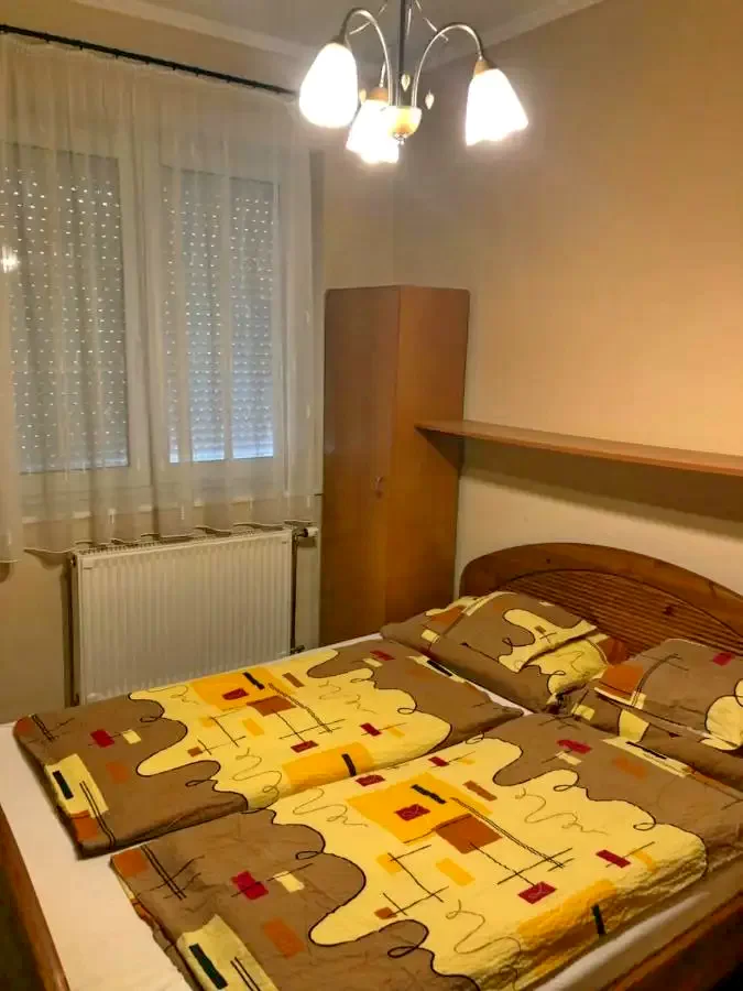 Hajdúszoboszló Szállás | Üdülőfalu (K0311-33) A kép szerzői jogvédelem alatt állhat. Javasolt a kapcsolatfelvétel a jog tulajdonossal.