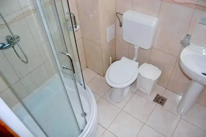 Eforie Nord Cazare | Vila (K1320-16) Imaginea poate fi supusă drepturilor de autor. Se recomandă contactarea titularului drepturilor.