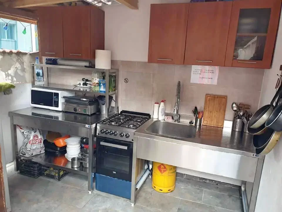 Eforie Nord Cazare | Camping / Popas turistic (K1320-24) Imaginea poate fi supusă drepturilor de autor. Se recomandă contactarea titularului drepturilor.