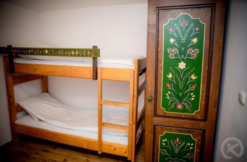 Vărșag Cazare | Sat de vacanță (K1524-17) Imaginea poate fi supusă drepturilor de autor. Se recomandă contactarea titularului drepturilor.