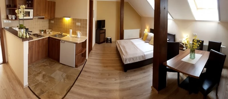 Jula Cazare | Casă de apartamente (K0018-8) Imaginea poate fi supusă drepturilor de autor. Se recomandă contactarea titularului drepturilor.