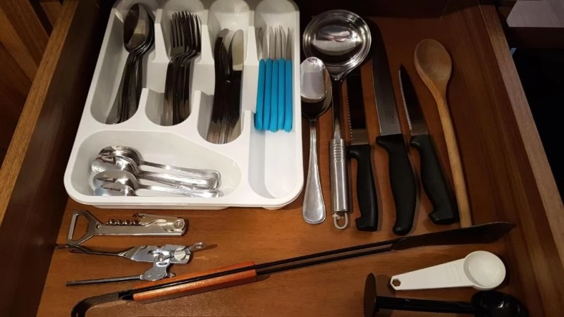 Jula Cazare | Casă de apartamente (K0018-54) Imaginea poate fi supusă drepturilor de autor. Se recomandă contactarea titularului drepturilor.