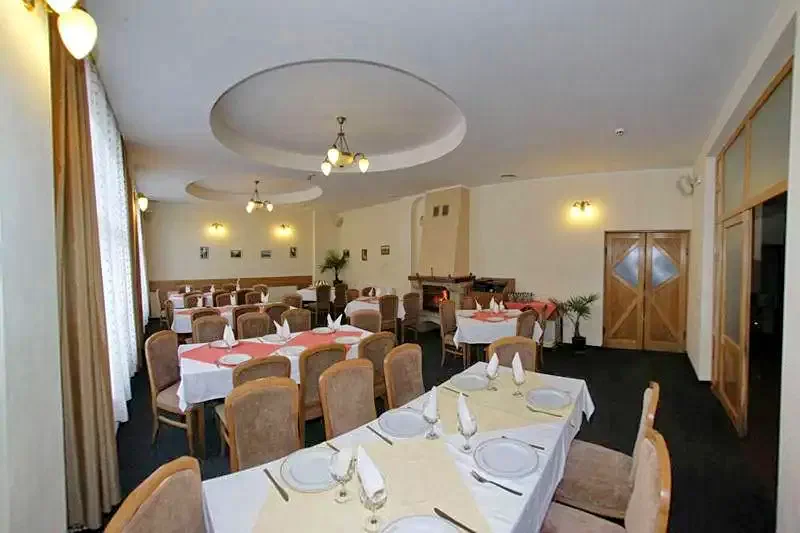 Borșa Cazare | Hotel*** (K0984-3) Imaginea poate fi supusă drepturilor de autor. Se recomandă contactarea titularului drepturilor.