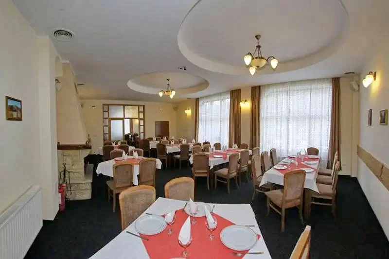 Borșa Cazare | Hotel*** (K0984-5) Imaginea poate fi supusă drepturilor de autor. Se recomandă contactarea titularului drepturilor.