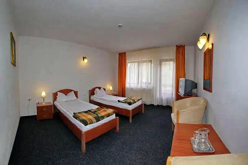 Borșa Cazare | Hotel*** (K0984-19) Imaginea poate fi supusă drepturilor de autor. Se recomandă contactarea titularului drepturilor.