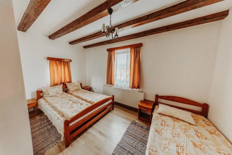 Praid Cazare | Cabană (K0303-18) Imaginea poate fi supusă drepturilor de autor. Se recomandă contactarea titularului drepturilor.