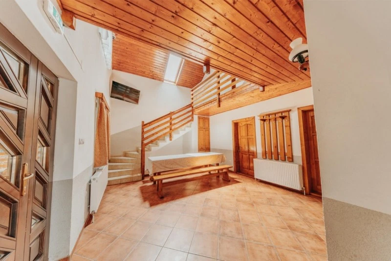 Praid Cazare | Cabană (K0303-34) Imaginea poate fi supusă drepturilor de autor. Se recomandă contactarea titularului drepturilor.