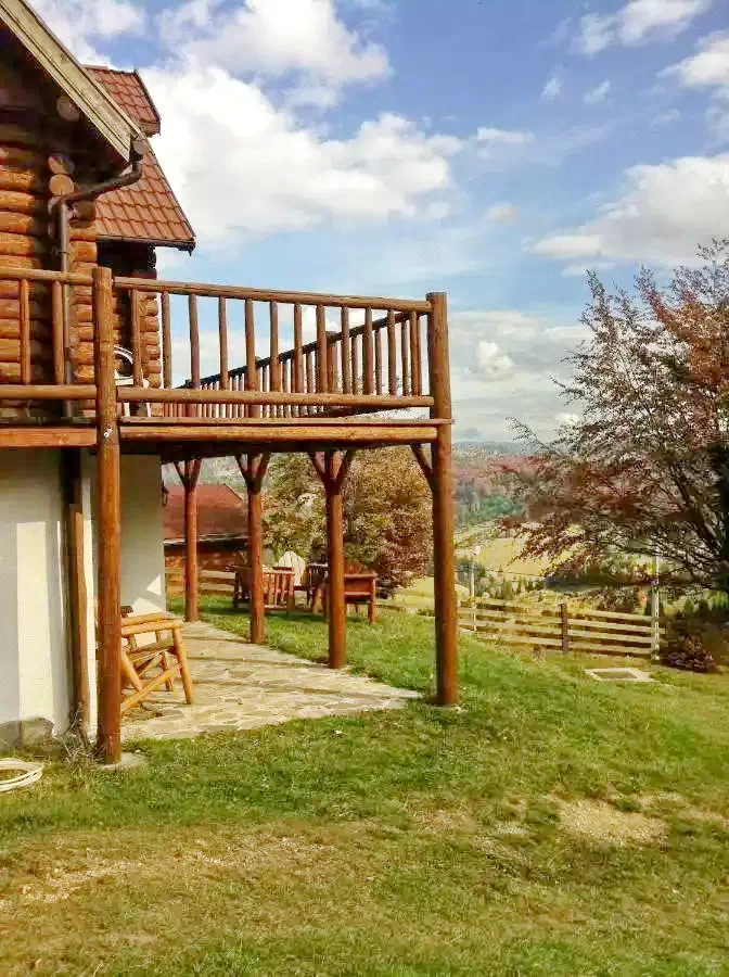 Cazare Lacu Roșu - Vila Vereskő*** | Gyilkos-tó - Vereskő Villa***. Imaginea poate fi supusă drepturilor de autor. Se recomandă contactarea titularului drepturilor.