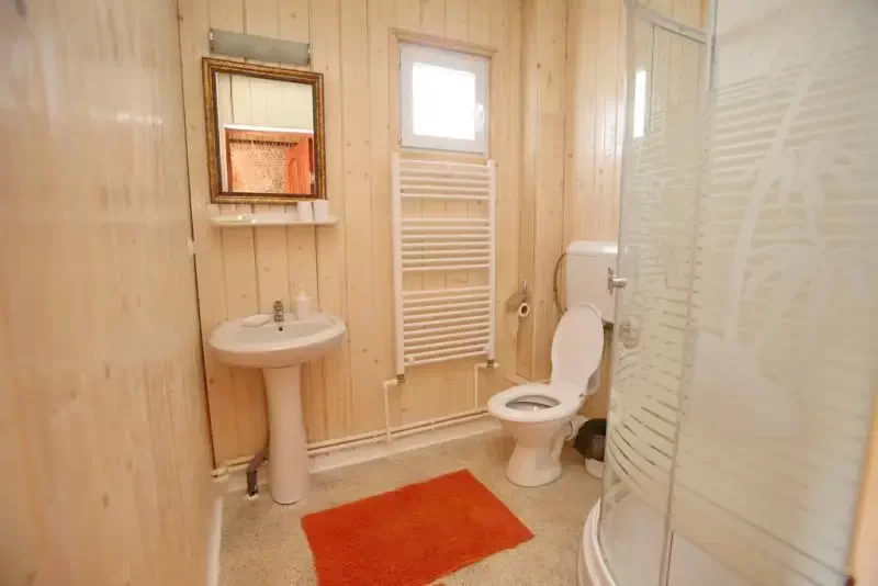 Turda Cazare | Motel (K0104-15) Imaginea poate fi supusă drepturilor de autor. Se recomandă contactarea titularului drepturilor.