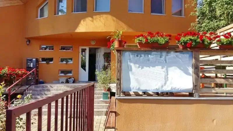 Turda Cazare | Motel (K0104-40) Imaginea poate fi supusă drepturilor de autor. Se recomandă contactarea titularului drepturilor.