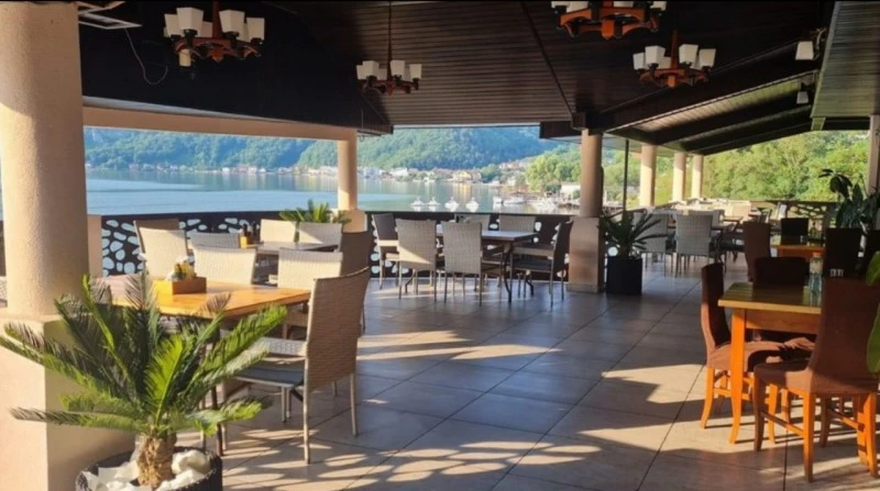 Dubova Cazare | Motel (K1559-2) Imaginea poate fi supusă drepturilor de autor. Se recomandă contactarea titularului drepturilor.