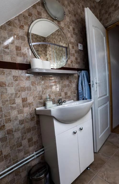 Rimetea Cazare | Hotel**** (K1087-42) Imaginea poate fi supusă drepturilor de autor. Se recomandă contactarea titularului drepturilor.