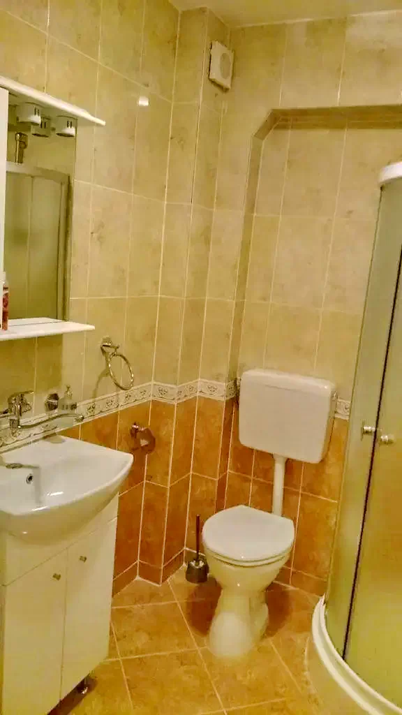 Sovata Cazare | Pensiune (K0166-6) Imaginea poate fi supusă drepturilor de autor. Se recomandă contactarea titularului drepturilor.