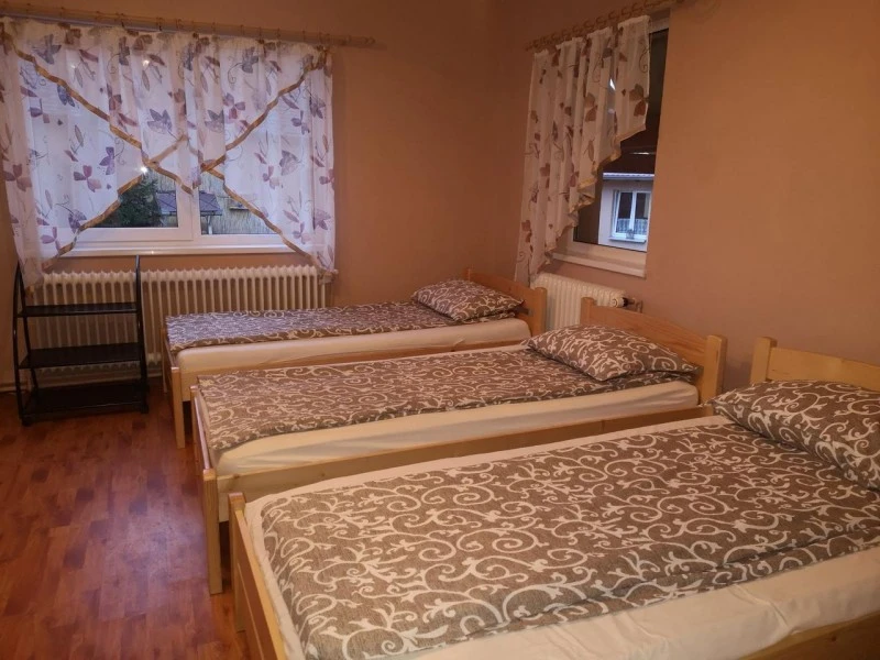 Bisericani Cazare | Hotel**** (K1540-44) Imaginea poate fi supusă drepturilor de autor. Se recomandă contactarea titularului drepturilor.