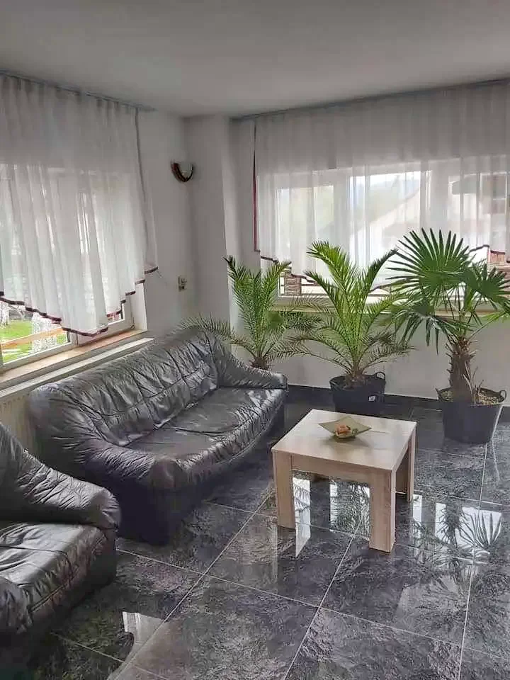 Aknasúgatag Szállás | Motel (K1015-9) A kép szerzői jogvédelem alatt állhat. Javasolt a kapcsolatfelvétel a jog tulajdonossal.