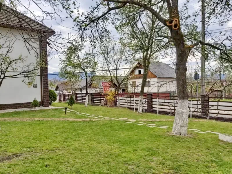 Ocna Șugatag Cazare | Motel (K1015-29) Imaginea poate fi supusă drepturilor de autor. Se recomandă contactarea titularului drepturilor.