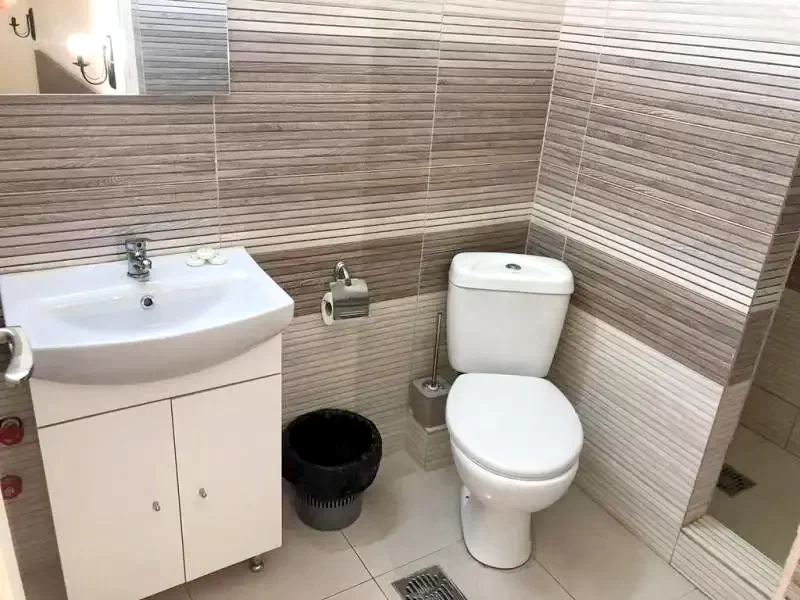 Cazare Băile Herculane - Pensiunea Paradis*** | Herkulesfürdő - Paradis Panzió***. Imaginea poate fi supusă drepturilor de autor. Se recomandă contactarea titularului drepturilor.