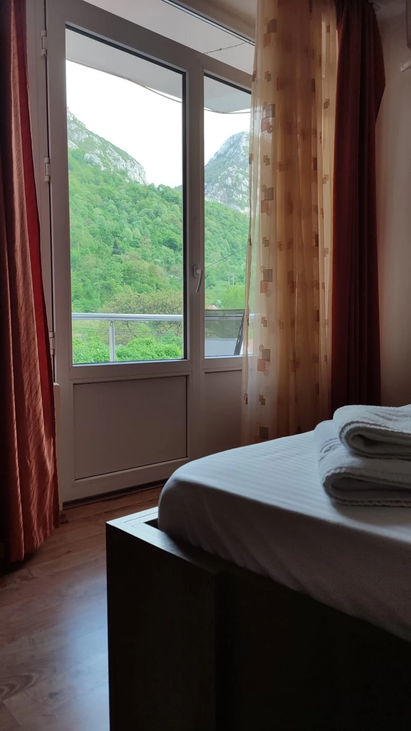 Cazare Băile Herculane - Pensiunea Paradis*** | Herkulesfürdő - Paradis Panzió***. Imaginea poate fi supusă drepturilor de autor. Se recomandă contactarea titularului drepturilor.