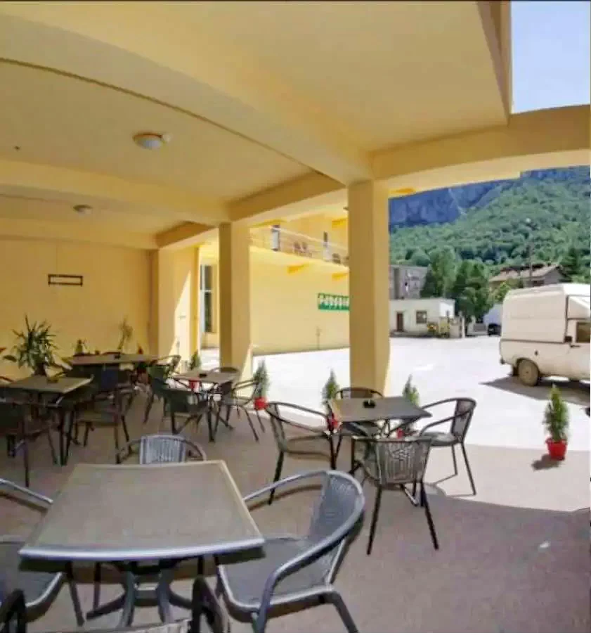 Cazare Băile Herculane - Pensiunea Paradis*** | Herkulesfürdő - Paradis Panzió***. Imaginea poate fi supusă drepturilor de autor. Se recomandă contactarea titularului drepturilor.