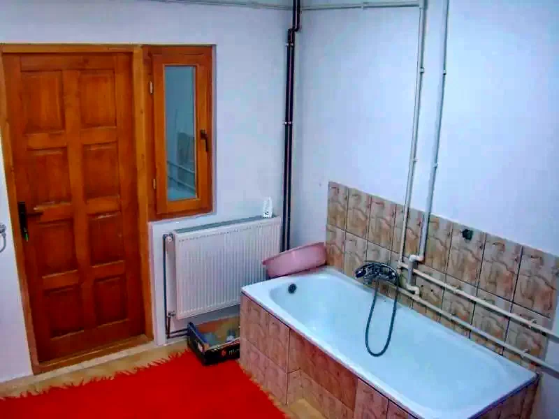 Harghita-Băi Cazare | Cabană (K1216-9) Imaginea poate fi supusă drepturilor de autor. Se recomandă contactarea titularului drepturilor.