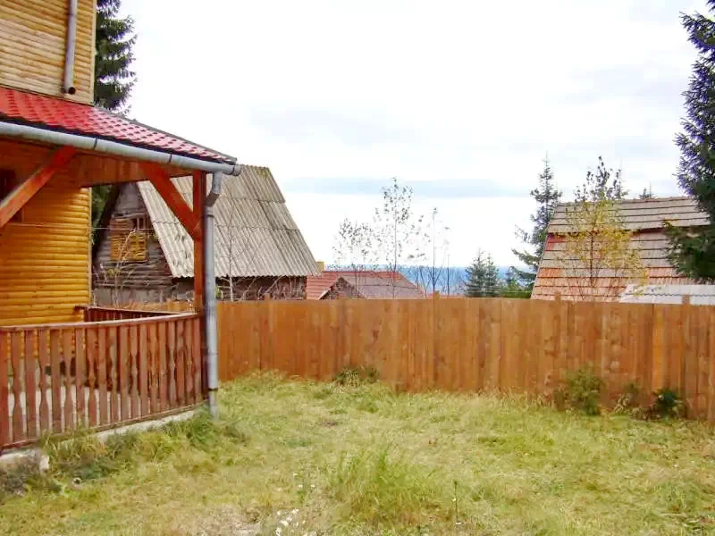 Hargitafürdő Szállás | Üdülőfalu (K1216-43) A kép szerzői jogvédelem alatt állhat. Javasolt a kapcsolatfelvétel a jog tulajdonossal.