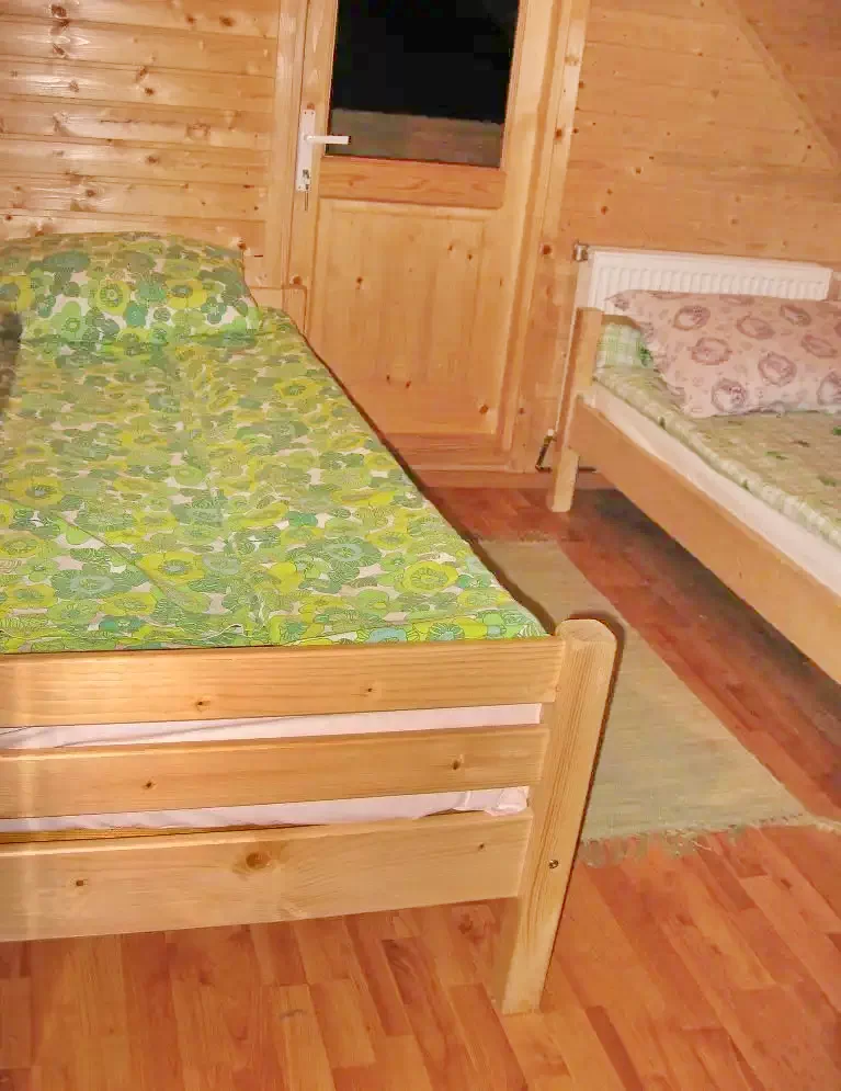 Harghita-Băi Cazare | Cabană (K0383-11) Imaginea poate fi supusă drepturilor de autor. Se recomandă contactarea titularului drepturilor.
