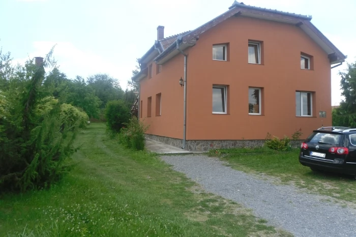 Băile Felix Cazare | Motel (K1449-1) Imaginea poate fi supusă drepturilor de autor. Se recomandă contactarea titularului drepturilor.