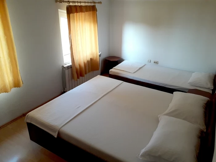 Băile Felix Cazare | Motel (K1449-6) Imaginea poate fi supusă drepturilor de autor. Se recomandă contactarea titularului drepturilor.