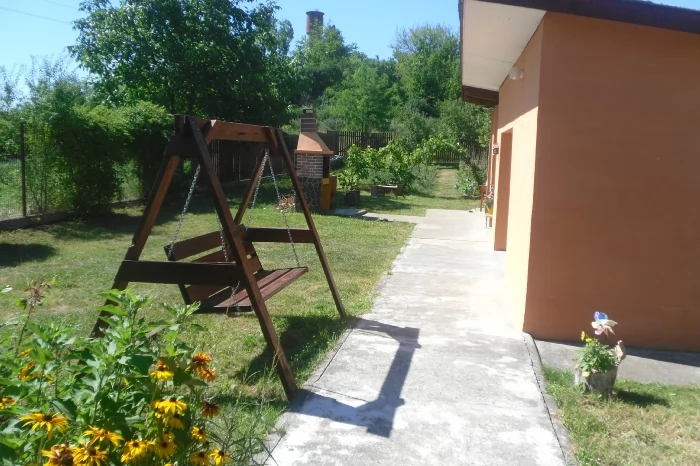 Băile Felix Cazare | Motel (K1449-17) Imaginea poate fi supusă drepturilor de autor. Se recomandă contactarea titularului drepturilor.