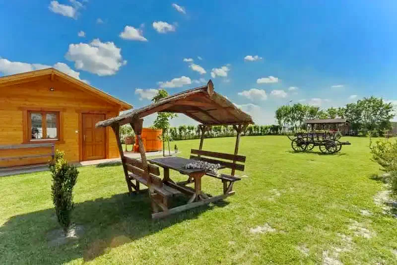 Szigetbecse Szállás | Vendégház (K1009-15) A kép szerzői jogvédelem alatt állhat. Javasolt a kapcsolatfelvétel a jog tulajdonossal.