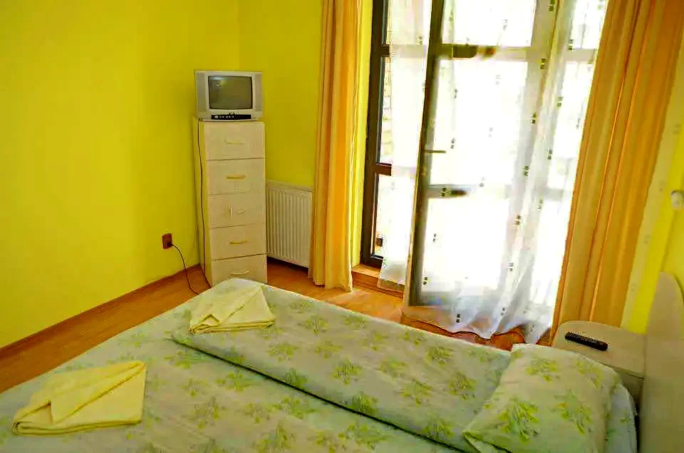 Szállás Băile Herculane - Casa Dimitrios *** | Herkulesfürdő - Casa Dimitrios Panzió ***. A kép szerzői jogvédelem alatt állhat. Javasolt a kapcsolatfelvétel a jog tulajdonossal.