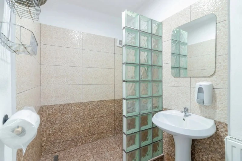 Zărnești Cazare | Pensiune turistică (K1550-22) Imaginea poate fi supusă drepturilor de autor. Se recomandă contactarea titularului drepturilor.