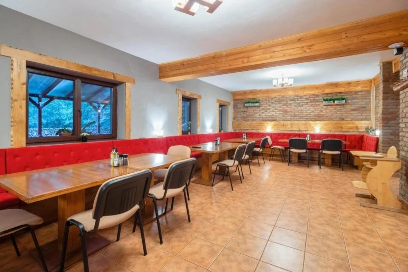 Zernest Szállás | Turisztikai panzió (K1550-28) A kép szerzői jogvédelem alatt állhat. Javasolt a kapcsolatfelvétel a jog tulajdonossal.