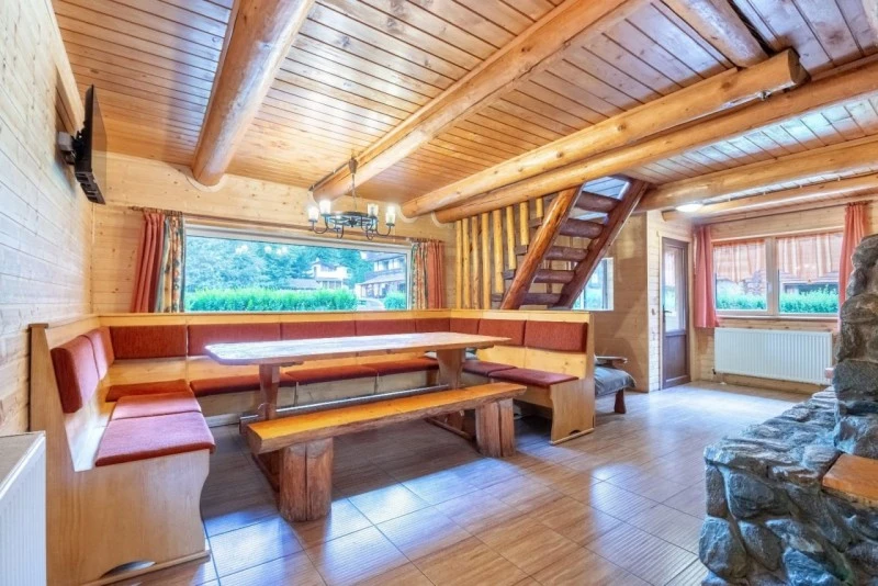 Zernest Szállás | Turisztikai panzió (K1550-42) A kép szerzői jogvédelem alatt állhat. Javasolt a kapcsolatfelvétel a jog tulajdonossal.