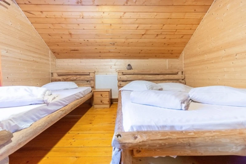 Zărnești Cazare | Pensiune turistică (K1550-44) Imaginea poate fi supusă drepturilor de autor. Se recomandă contactarea titularului drepturilor.