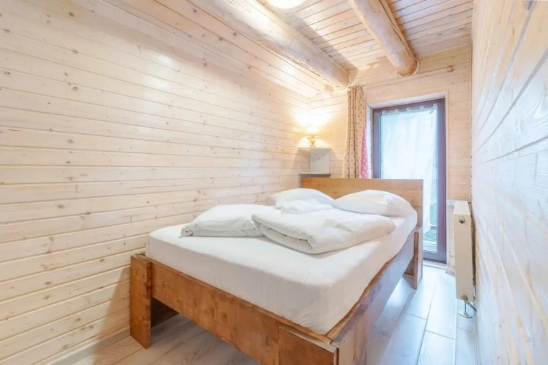 Zernest Szállás | Turisztikai panzió (K1550-87) A kép szerzői jogvédelem alatt állhat. Javasolt a kapcsolatfelvétel a jog tulajdonossal.