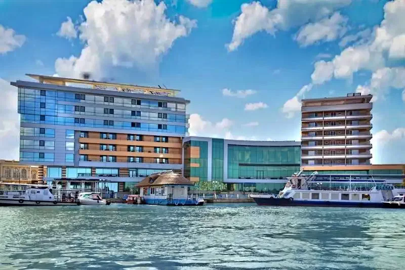 Tulcea Cazare | Hotel*** (K1318-43) Imaginea poate fi supusă drepturilor de autor. Se recomandă contactarea titularului drepturilor.