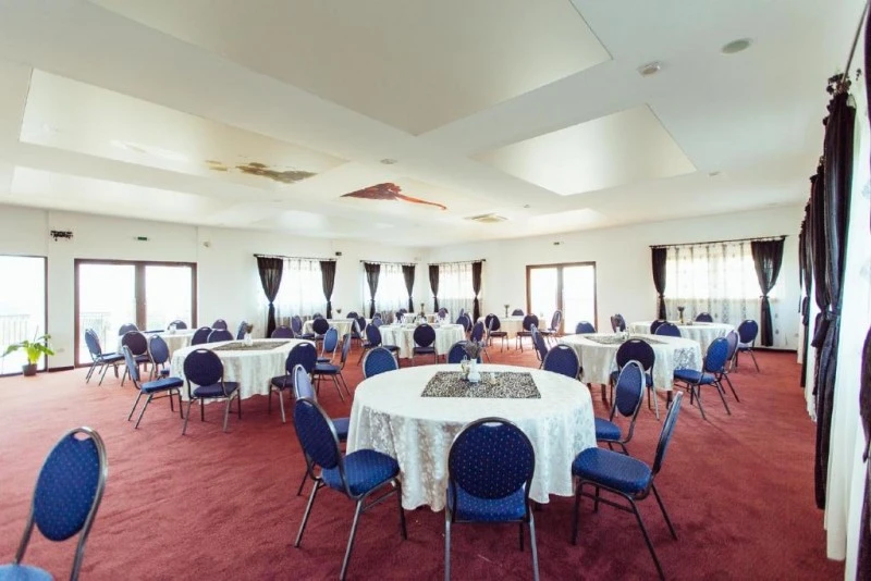 Aiud Cazare | Motel (K1534-8) Imaginea poate fi supusă drepturilor de autor. Se recomandă contactarea titularului drepturilor.