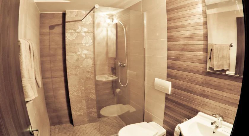 Aiud Cazare | Motel (K1534-26) Imaginea poate fi supusă drepturilor de autor. Se recomandă contactarea titularului drepturilor.