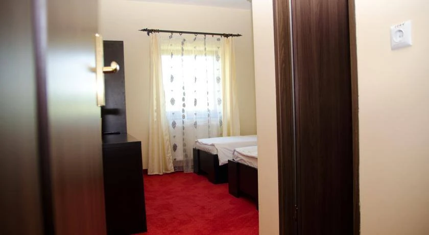 Aiud Cazare | Motel (K1534-29) Imaginea poate fi supusă drepturilor de autor. Se recomandă contactarea titularului drepturilor.