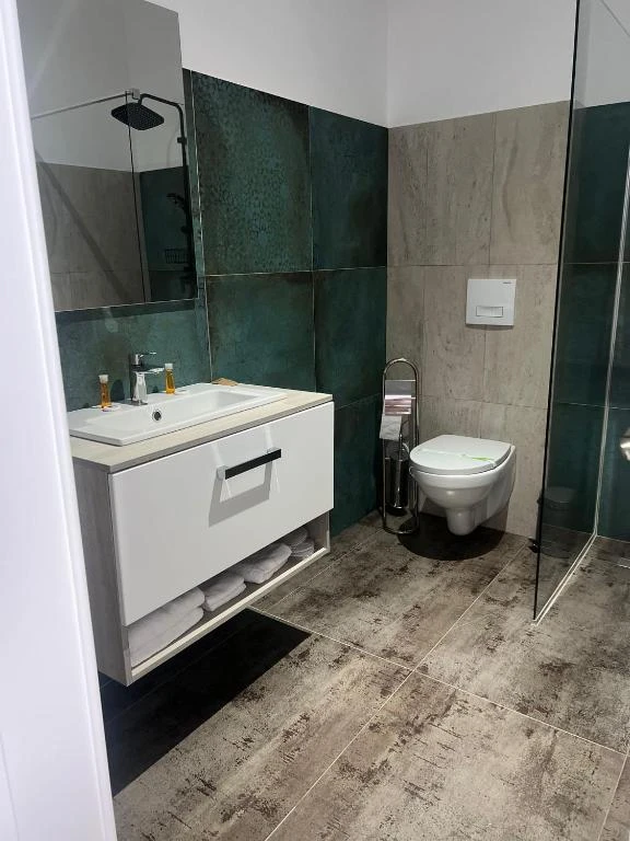 Nagyenyed Szállás | Motel (K1534-36) A kép szerzői jogvédelem alatt állhat. Javasolt a kapcsolatfelvétel a jog tulajdonossal.